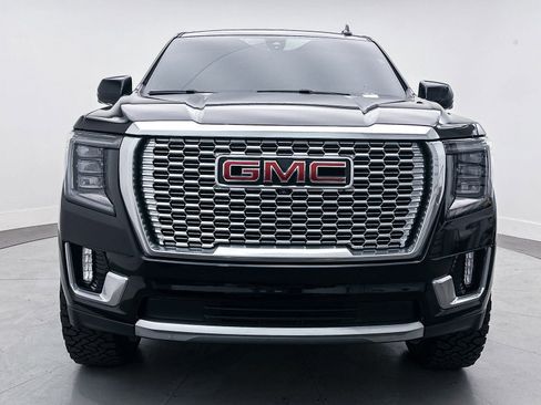 Used 2022 GMC Yukon Denali w/ Advanced Technology Package image 15