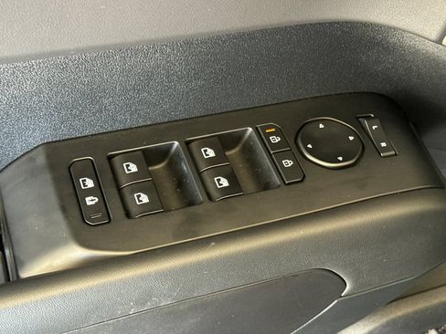 Used 2027 Kia Telluride LX FWD image 12