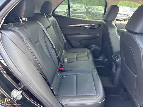 Used 2023 Buick Envision Essence FWD image 6