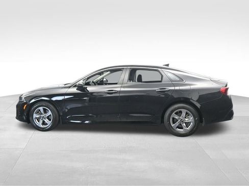 Used 2022 Kia K5 LXS image 3