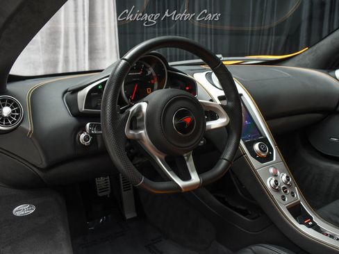 Used 2012 McLaren MP4-12C Coupe RWD image 9