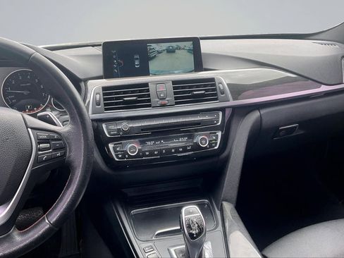 Used 2017 BMW 330i Sedan RWD image 6
