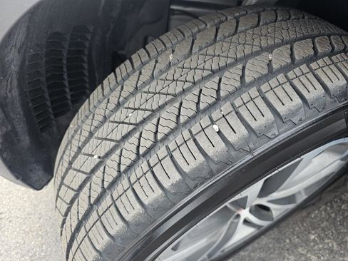 Used 2019 Jaguar F-PACE Premium image 10