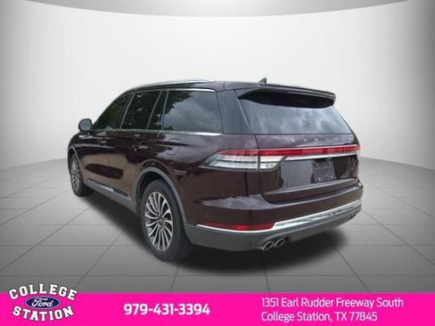 Used 2023 Lincoln Aviator Reserve w/ Equipment Group 201A image 3