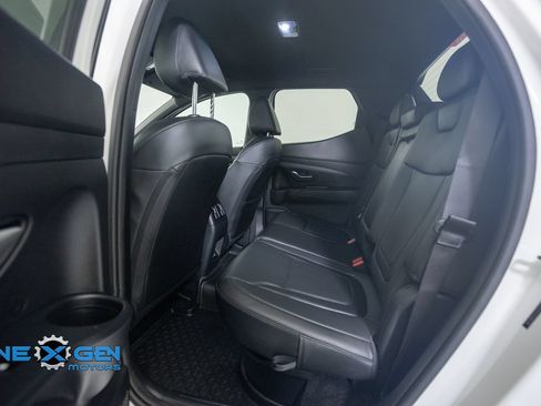 Used 2025 Hyundai Santa Cruz SEL AWD/4WD image 27