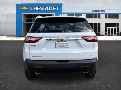 Used 2020 Chevrolet Traverse LT w/ Driver Confidence II Package image 4