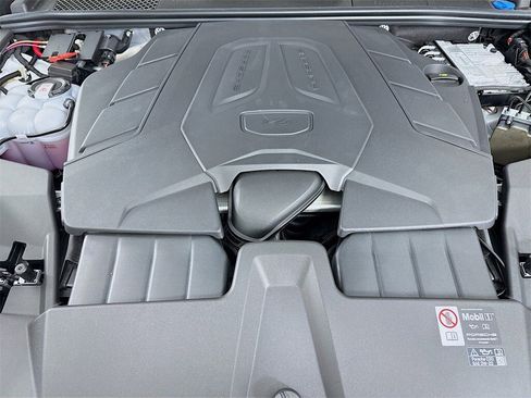 New 2026 Porsche Cayenne image 34