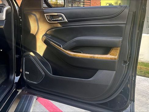 Used 2016 GMC Yukon Denali w/ Open Road Package image 24