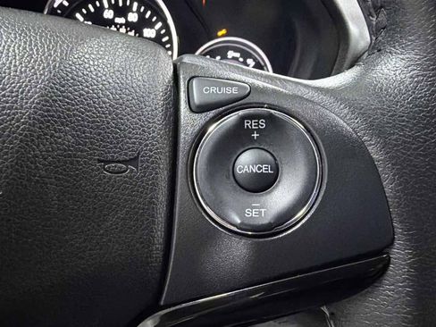 Used 2019 Honda HR-V Sport image 18