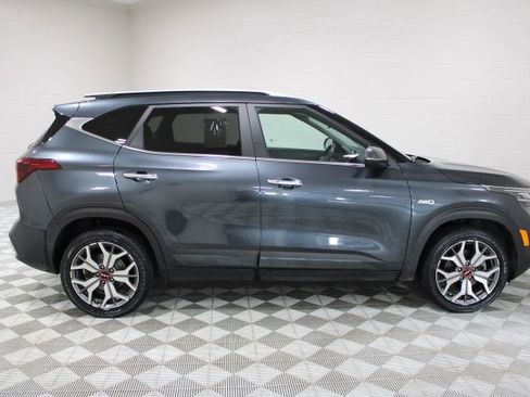 Used 2023 Kia Seltos SX image 10