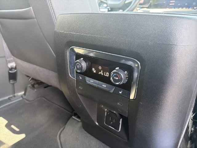 Certified 2025 Chevrolet Tahoe Premier AWD/4WD image 19