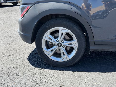 Used 2023 Hyundai Kona SEL w/ Convenience Package AWD/4WD image 4