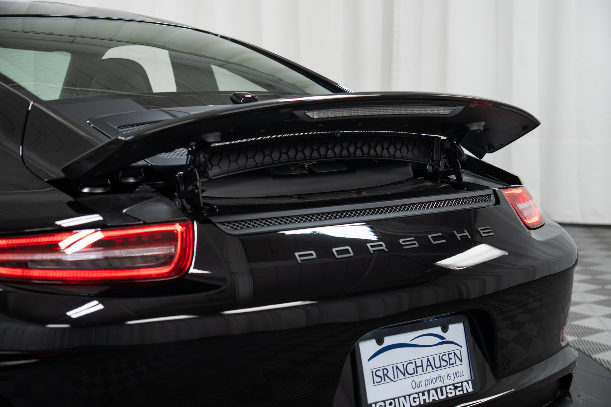 Used 2016 Porsche 911 R RWD image 65