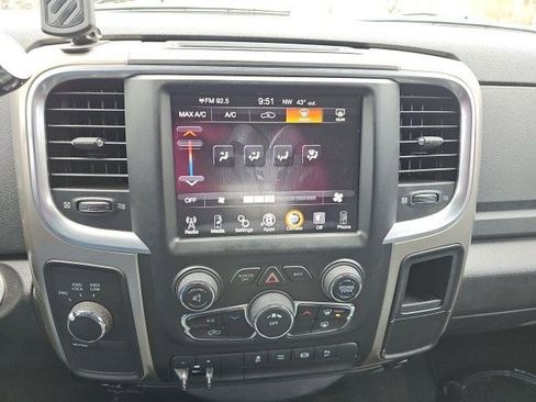 Used 2014 RAM 2500 SLT image 18