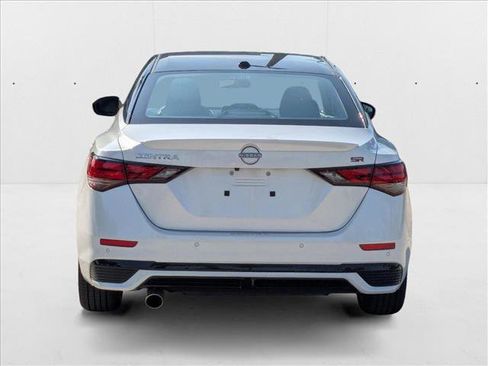 Used 2025 Nissan Sentra SR image 7
