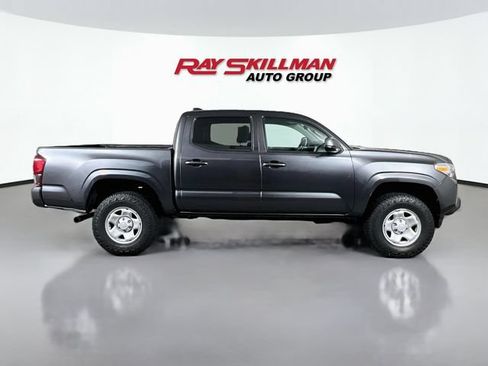 Used 2022 Toyota Tacoma SR AWD/4WD image 8