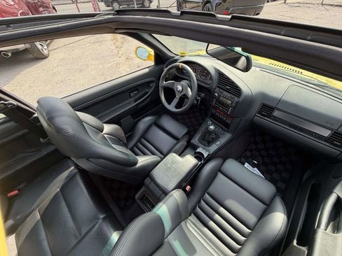 Used 1996 BMW M3 Coupe image 12