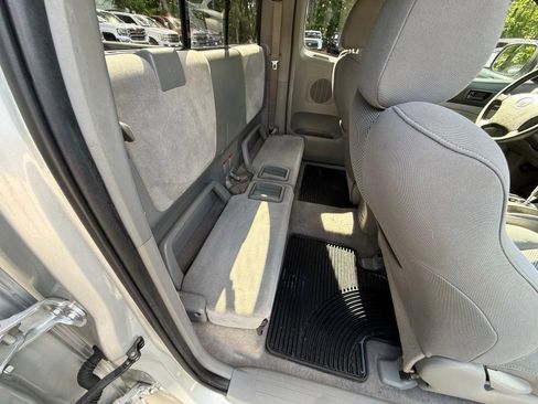 Used 2005 Toyota Tacoma PreRunner RWD image 22