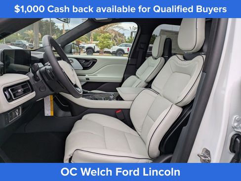 New 2026 Lincoln Aviator Black Label AWD/4WD image 11