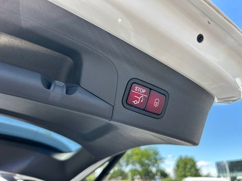 Used 2020 Mercedes-Benz GLE 350 4MATIC image 37