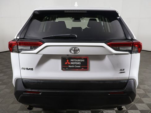 Used 2024 Toyota RAV4 LE image 9
