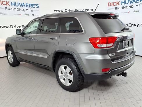 Used 2012 Jeep Grand Cherokee Laredo w/ Laredo E Group AWD/4WD image 6