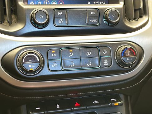 Used 2019 GMC Canyon SLT w/ Trailering Package image 10