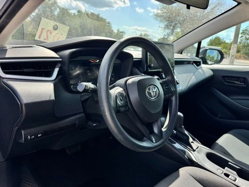 Used 2024 Toyota Corolla LE FWD image 9