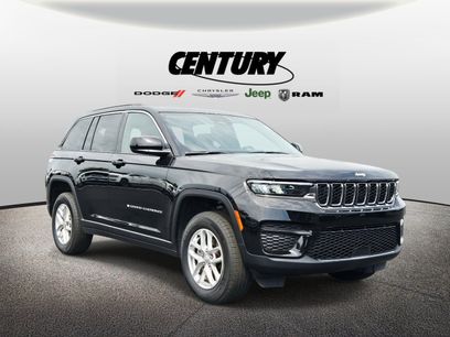 Used 2025 Jeep Grand Cherokee Laredo X