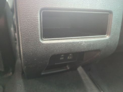 Used 2022 Mitsubishi Outlander SE image 24