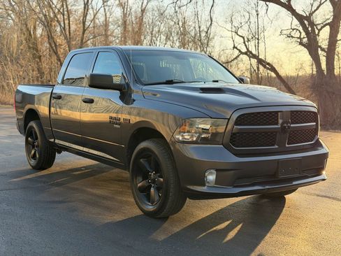 Used 2019 RAM 1500 Express w/ Wheel & Sound Group image 3