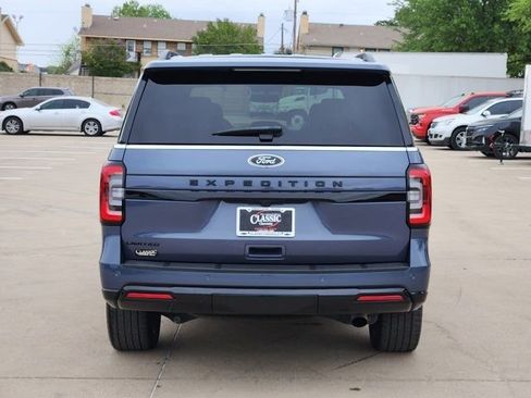 Used 2023 Ford Expedition Limited image 14