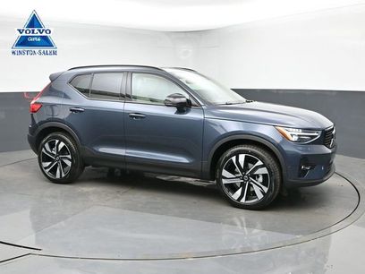 New 2026 Volvo XC40 B5 Plus w/ Climate Package