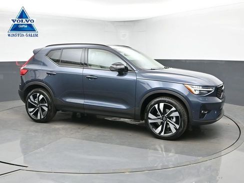 New 2026 Volvo XC40 B5 Plus w/ Climate Package AWD/4WD image 1