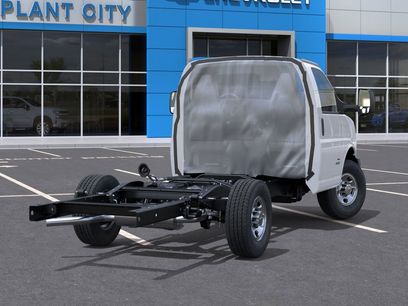 New 2025 Chevrolet Express 3500 w/ Power Convenience Package