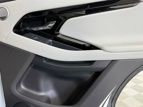 Certified 2026 Land Rover Range Rover Evoque S image 26