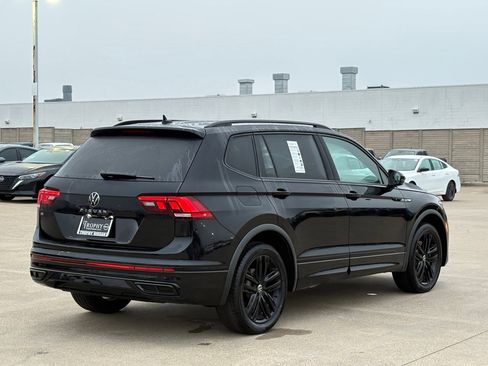 Used 2022 Volkswagen Tiguan SE R-Line image 5