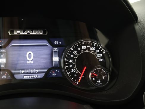 Used 2024 RAM 3500 Big Horn w/ Night Edition AWD/4WD image 10