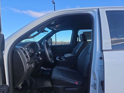 New 2026 RAM 5500 Tradesman AWD/4WD image 10
