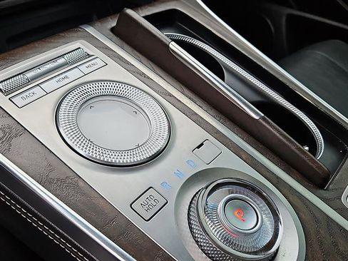 Used 2022 Genesis GV80 2.5T w/ Prestige Package 04 image 19