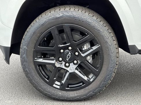 New 2025 Chevrolet Colorado Z71 w/ Technology Package image 23