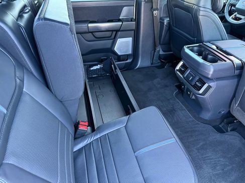 Used 2024 Ford F150 Platinum w/ FX4 Off-Road Package image 18