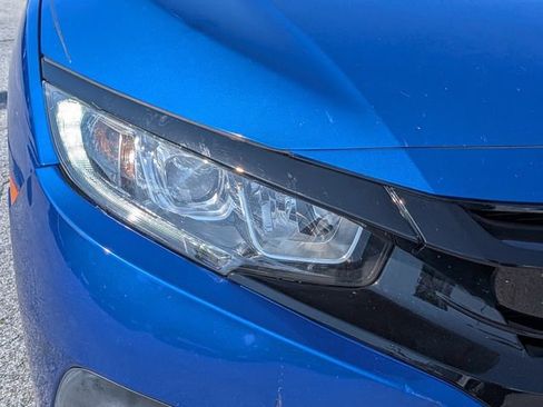 Used 2018 Honda Civic EX-T image 9