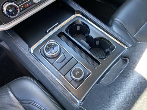 Used 2022 Ford Expedition Max XLT image 62