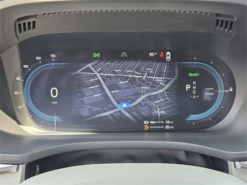 Certified 2025 Volvo XC60 T8 Plus w/ Protection Package Premier image 20