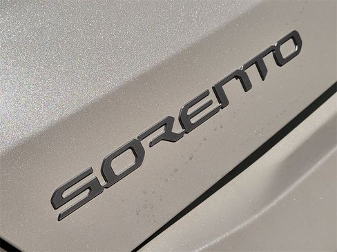 New 2026 Kia Sorento EX image 8
