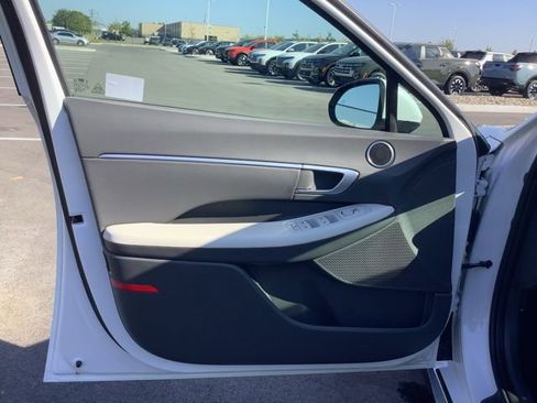 Certified 2025 Hyundai Sonata SEL image 17