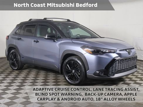 Used 2024 Toyota Corolla Cross AWD Hybrid image 1
