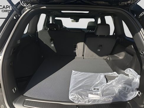 New 2025 Jeep Grand Cherokee Limited image 26