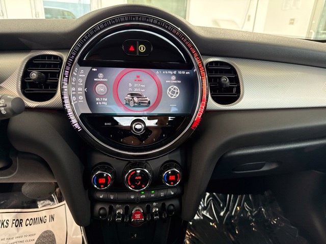 Used 2022 MINI Cooper 2-Door Hardtop FWD image 21